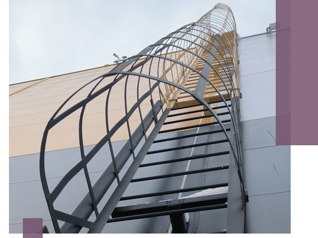 Изготовление и монтаж пожарных лестниц в Арсеньеве профессионально