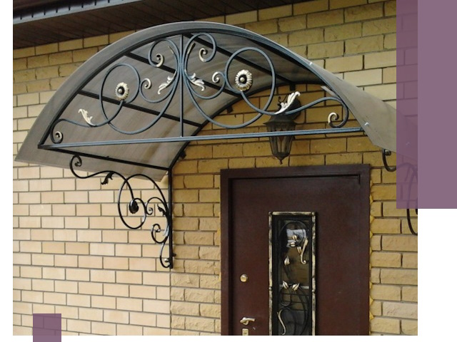 Изготовление козырьков из металла под ключ в Арсеньеве