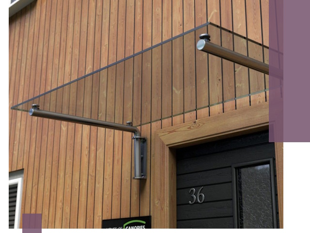 Стеклянные козырьки на входы и фасады в Арсеньеве