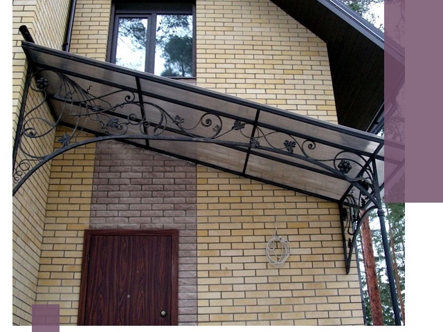 Односкатные козырьки из металла под ключ в Арсеньеве