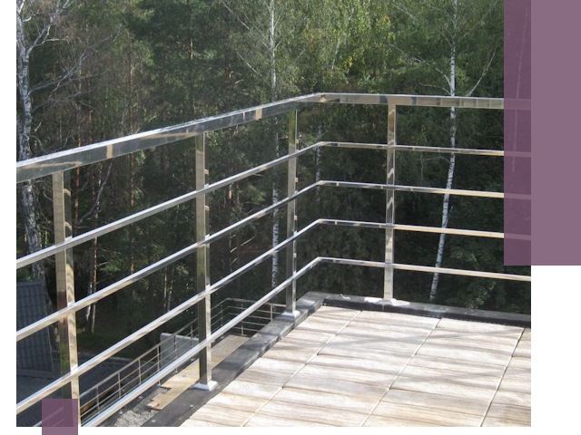 Парапеты из нержавеющей стали в Арсеньеве — изготовление и монтаж