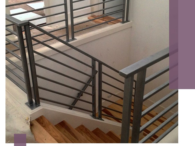 Изготовление поручней из металла и дерева в Арсеньеве