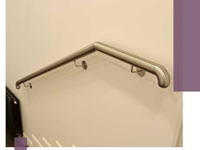 Изготовление пристенных поручней в Арсеньеве под ключ за сроки